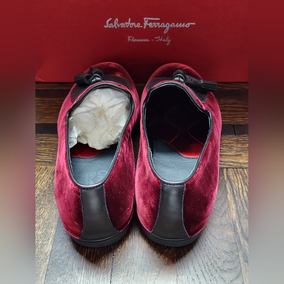 $685 New Salvatore Ferragamo Men Finnegan Red Velvet Tassel Loafers 8 - Picture 5 of 10